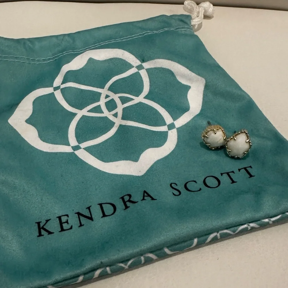 Kendra Scott White Stud Earrings with Gold Trim - Picture 2 of 2